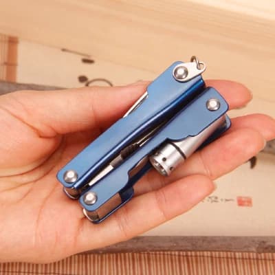 9 ইন 1 বহু-কার্যকর হাতপালর টুল keychain, ভ্রমণ টুল মাইক্রো প্লায়ার বহু-ফাংশন বহু-উপযোগী প্লায়ার বিল্ট-ইন LED ফ্ল্যাশলাইট সহ
